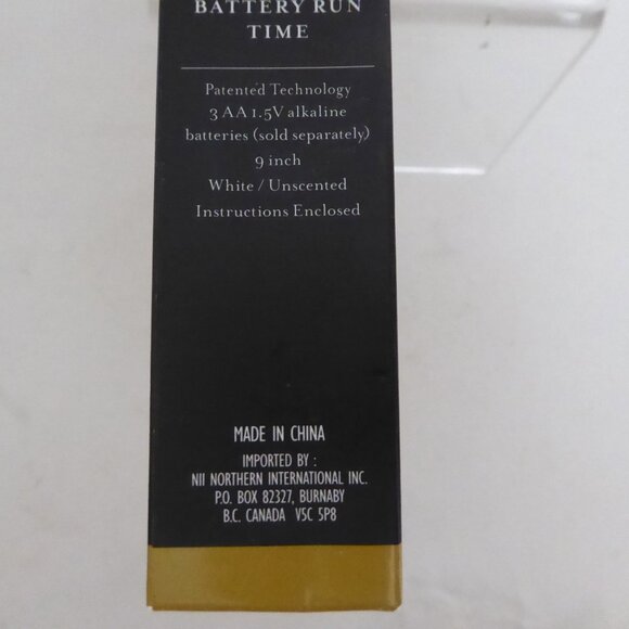 NEW 9” MIRAGE WHITE TAPERED REAL WAX FLAME EFFECT CANDLE SET BATTERY POWERED - Picture 9 of 10